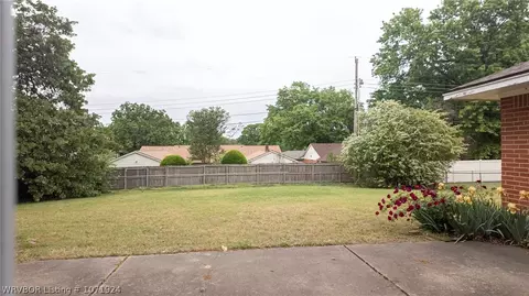 Exterior - 7501 Westminster Pl, Fort Smith, AR 72903 photo 10 of 13