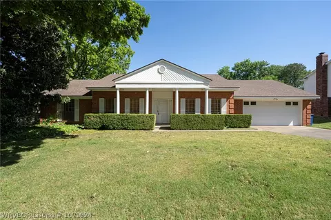 Exterior - 7501 Westminster Pl, Fort Smith, AR 72903 photo 2 of 13