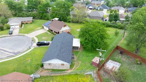 Exterior - 216 Baylor Cir, Fort Smith, AR 72908 photo 18 of 21