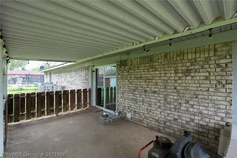 Exterior - 216 Baylor Cir, Fort Smith, AR 72908 photo 5 of 21