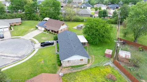 Exterior - 216 Baylor Cir, Fort Smith, AR 72908 photo 17 of 21