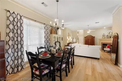 Dining - 7505 Red Pine Dr, Fort Smith, AR 72916 photo 2 of 2