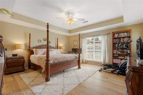 Bedroom - 7505 Red Pine Dr, Fort Smith, AR 72916 photo 5 of 6
