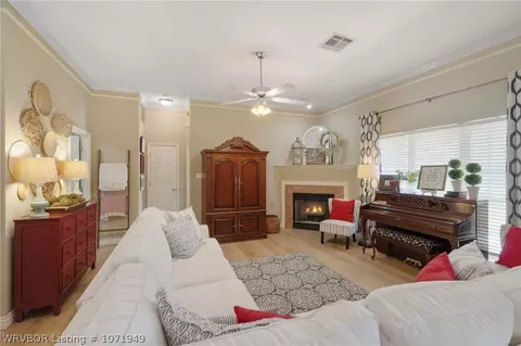 Living - 7505 Red Pine Dr, Fort Smith, AR 72916 photo 1 of 3