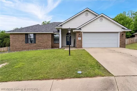 141 Daybreak Ln, Alma, AR 72921