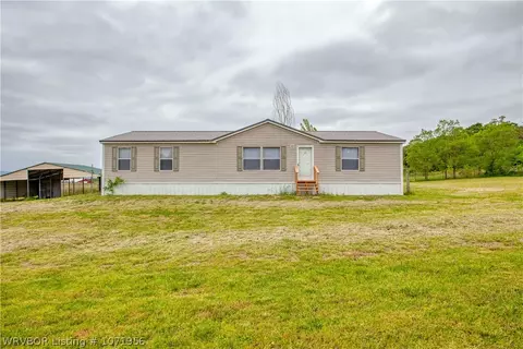 2305 Gillham Rd, Hartford, AR 72938