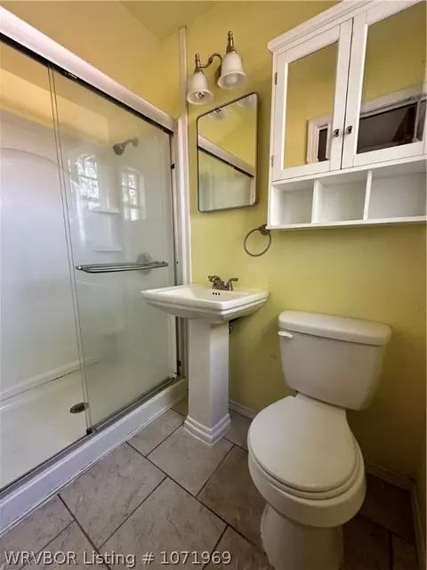 Bath - 4208 Urbana Dr, Fort Smith, AR 72904 photo 1 of 6