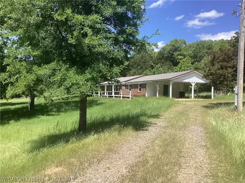 109 Brandon Ln, Poteau, OK 74953