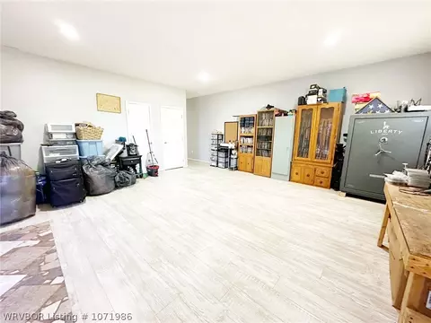 Living - 461764 E 1012 Rd, Sallisaw, OK 74955 photo 7 of 7