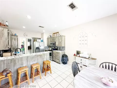 Kitchen - 461764 E 1012 Rd, Sallisaw, OK 74955 photo 7 of 7