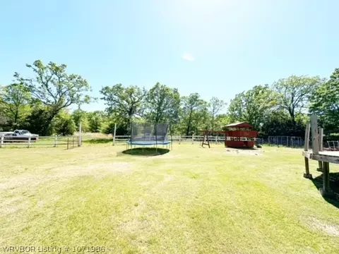 Exterior - 461764 E 1012 Rd, Sallisaw, OK 74955 photo 7 of 13