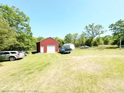 Exterior - 461764 E 1012 Rd, Sallisaw, OK 74955 photo 6 of 13
