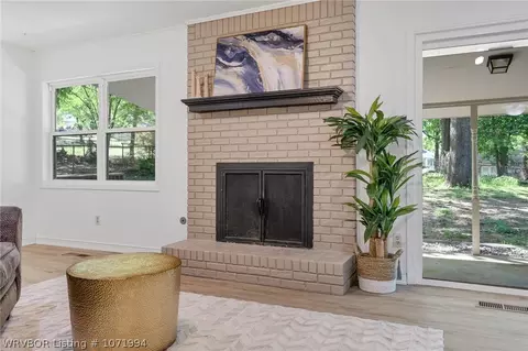 Living - 2224 Fairview Dr, Fort Smith, AR 72901 photo 6 of 6