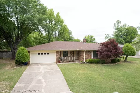 2917 Royal Scots Way, Fort Smith, AR 72908