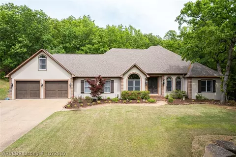 Exterior - 2904 S Cliff Dr, Fort Smith, AR 72903 photo 4 of 7