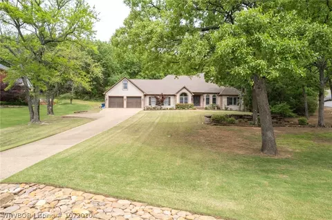 2904 S Cliff Dr, Fort Smith, AR 72903