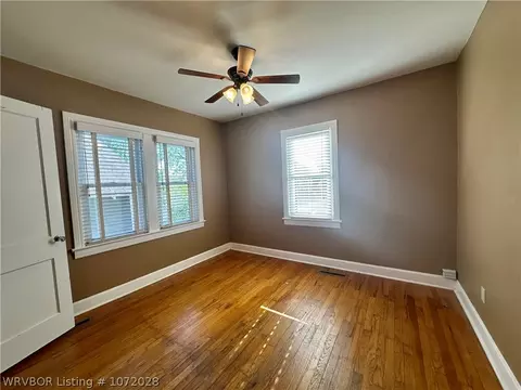 1449 37th St, Fort Smith, AR 72904 photo 9