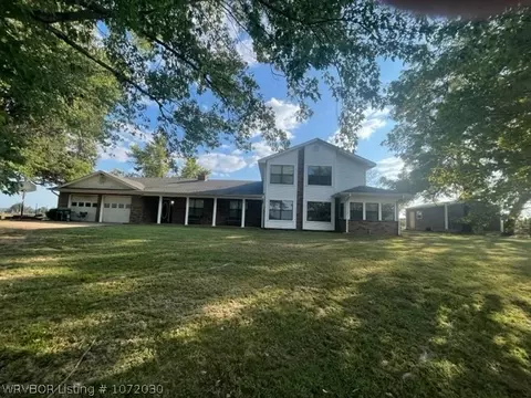227 W Ross Rd, Charleston, AR 72933