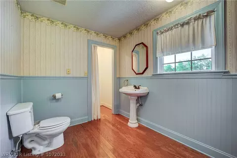 Bath - 805 Church St, Barling, AR 72923 photo 1 of 5