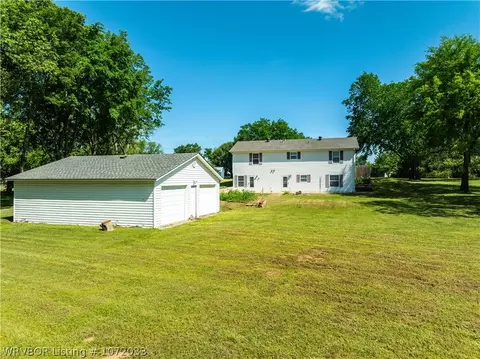 Exterior - 805 Church St, Barling, AR 72923 photo 6 of 11