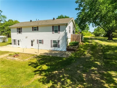 Exterior - 805 Church St, Barling, AR 72923 photo 5 of 11