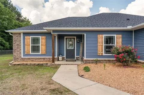 Exterior - 2118 E Highway 96, Lavaca, AR 72941 photo 4 of 10