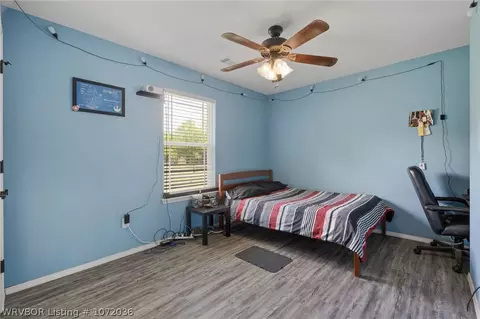 Bedroom - 2118 E Highway 96, Lavaca, AR 72941 photo 5 of 5
