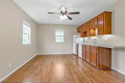 Dining - 922 Hillside Dr, Fort Smith, AR 72908 photo 1 of 1