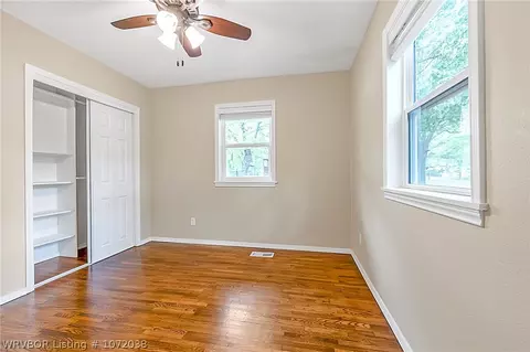 Bedroom - 922 Hillside Dr, Fort Smith, AR 72908 photo 1 of 2