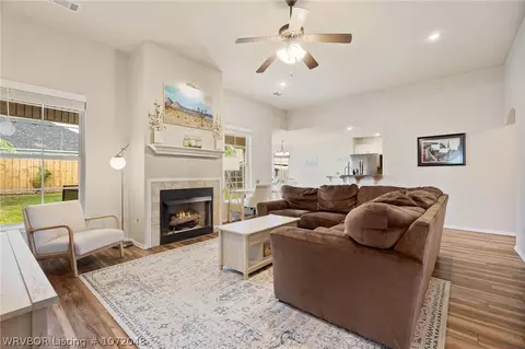 Living - 1820 Fairbanks Dr, Barling, AR 72923 photo 2 of 4