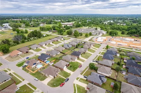View/Area - 1820 Fairbanks Dr, Barling, AR 72923 photo 3 of 3