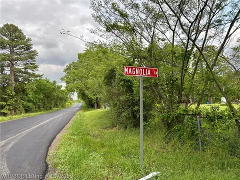 1928 W Hartford Rd, Hartford, AR 72938