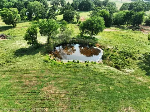 000 Wynn Rd, Howe, OK 74940