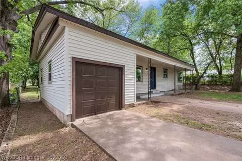 Exterior - 4615 26th St, Fort Smith, AR 72901 photo 9 of 13