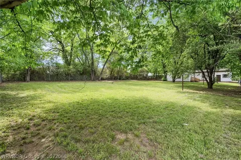 Exterior - 4615 26th St, Fort Smith, AR 72901 photo 6 of 13