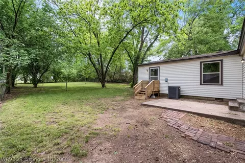 Exterior - 4615 26th St, Fort Smith, AR 72901 photo 2 of 13