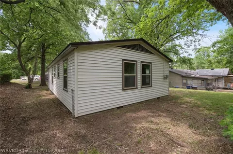 Exterior - 4615 26th St, Fort Smith, AR 72901 photo 7 of 13