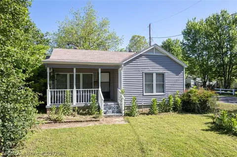 Exterior - 1821 Dallas St, Fort Smith, AR 72901 photo 9 of 14