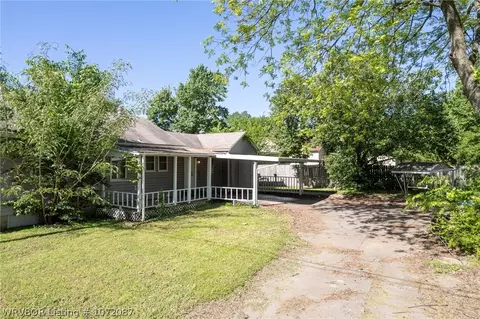 Exterior - 1821 Dallas St, Fort Smith, AR 72901 photo 6 of 14