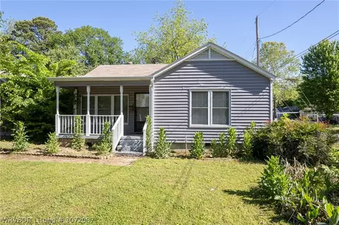 Exterior - 1821 Dallas St, Fort Smith, AR 72901 photo 2 of 14