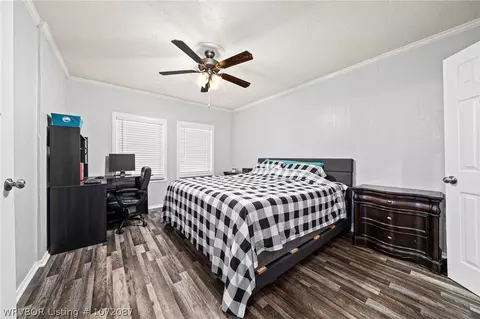 Bedroom - 1821 Dallas St, Fort Smith, AR 72901 photo 6 of 8