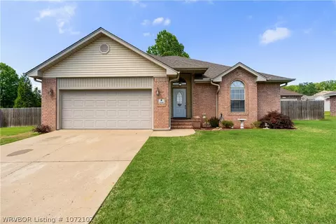 2426 Kaylonni Cir, Van Buren, AR 72956