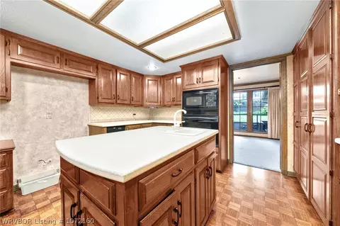 8812 Canterbury Cv, Fort Smith, AR 72903 photo 12