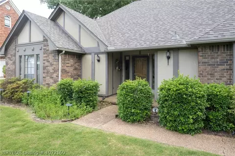 8812 Canterbury Cv, Fort Smith, AR 72903 photo 3