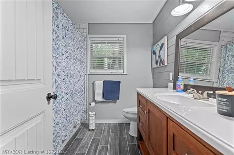 Bath - 6004 S Y St, Fort Smith, AR 72903 photo 3 of 3