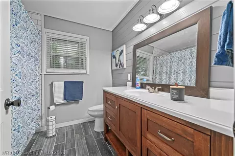 Bath - 6004 S Y St, Fort Smith, AR 72903 photo 2 of 3