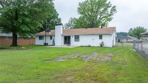 7911 Clover Dr, Fort Smith, AR 72908 photo 4