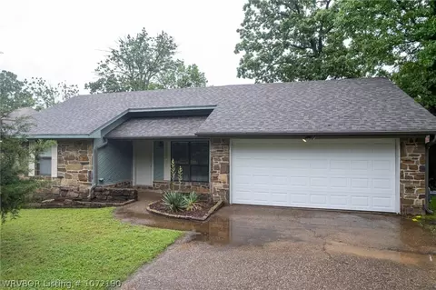 9713 Croxted Rd, Fort Smith, AR 72908