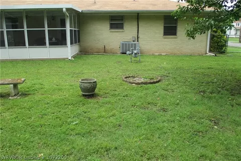 618 Academy St, Paris, AR 72855 photo 16