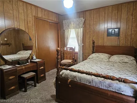 618 Academy St, Paris, AR 72855 photo 7